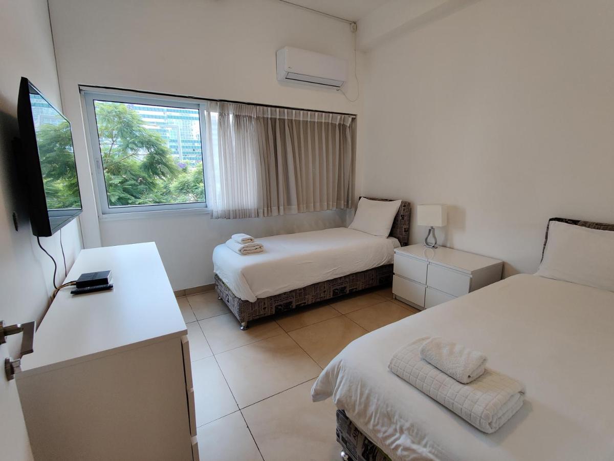 Begin19 Apartments&Hostel Tel Aviv Buitenkant foto