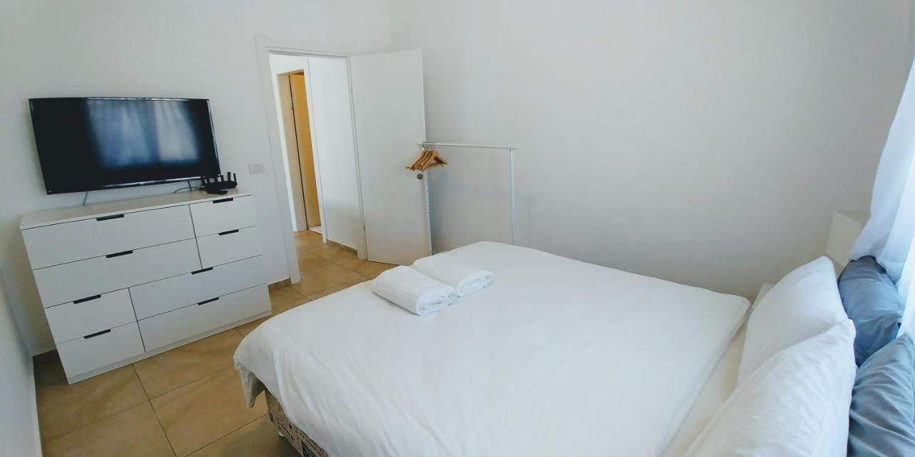 Begin19 Apartments&Hostel Tel Aviv Buitenkant foto